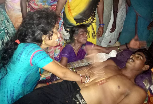 New Groom Died  In Vizianagaram - Sakshi