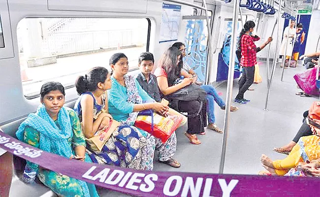 Fine On Genes Using Ladies Seats In Hyderabad Metro - Sakshi