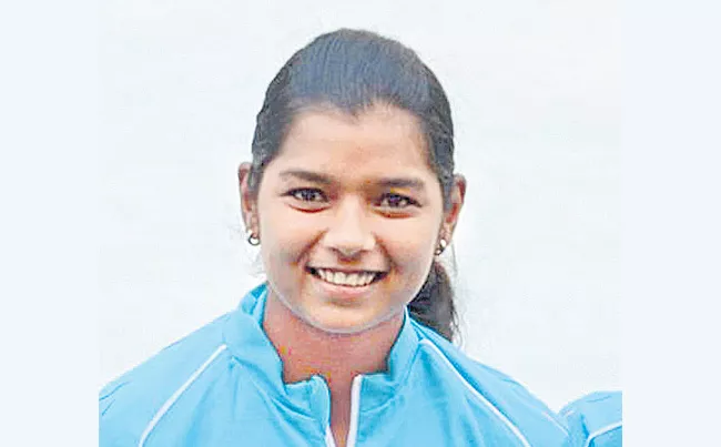 Tennis player Satvika  win the title - Sakshi