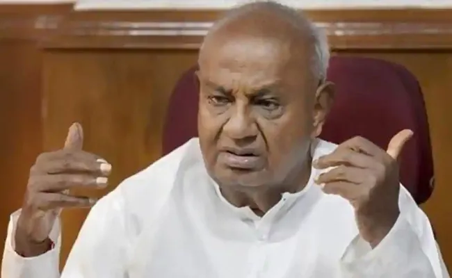 HD Deve Gowda Says Who Will Remember Me - Sakshi