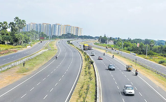 National Highway Promises Not Implemented In Telangana - Sakshi