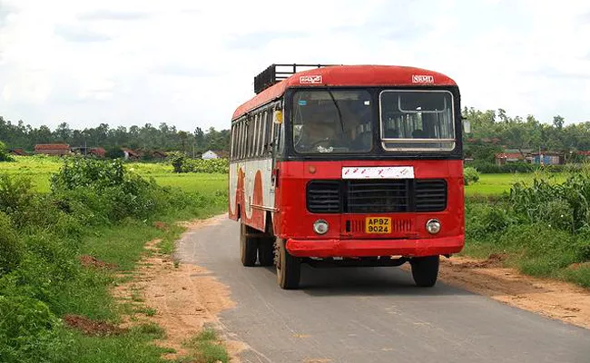 Where is Red Bus, No RTC Busses To Villages - Sakshi