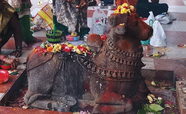 Nandi Statue Robbery In East Godavari - Sakshi