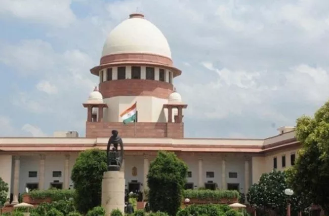 Supreme Court Slams MHA Over National Register of Citizens - Sakshi