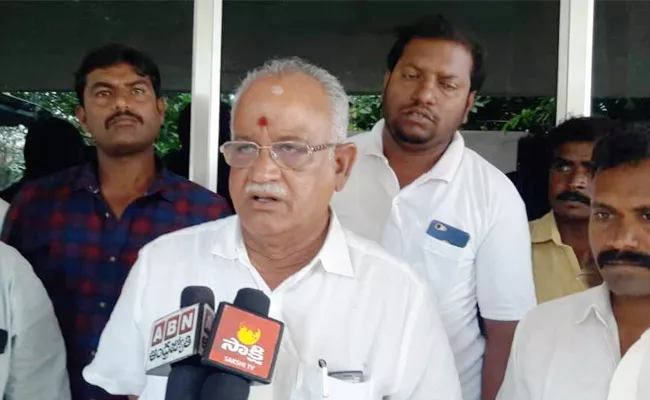 Ticket Confliocts in TDP Party East Godavari - Sakshi