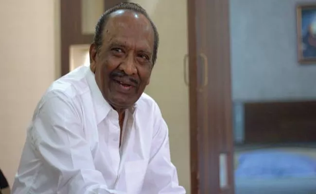 Tamil Film Director Mahendran Passes Away - Sakshi