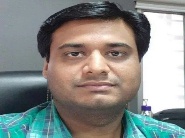 EC nodal officer goes missing in West Bengal - Sakshi