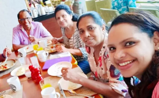 TV Chef And Her Daughter Killed in Sri Lanka Attacks Just Minutes After Take Selfie - Sakshi