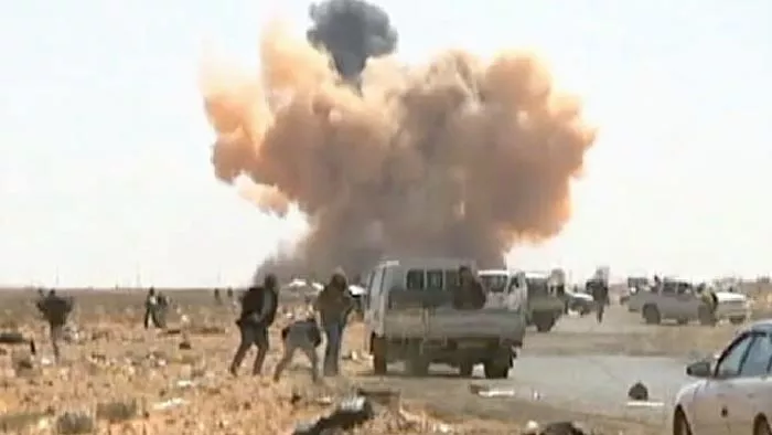 Libya on brink of civil war as anti-government troops surround capital - Sakshi