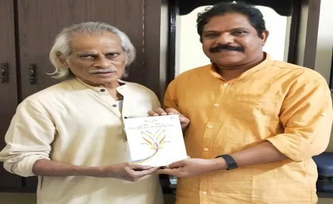  Dr Perugu Ramakrishna Presented Book Of The Poetry Of South Asia to International Award Winner Telugu Poet Shiva Reddy - Sakshi