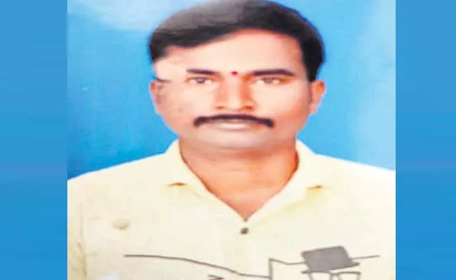 Medak Former Dead Body Reached Home From Malaysia After 40 Days - Sakshi