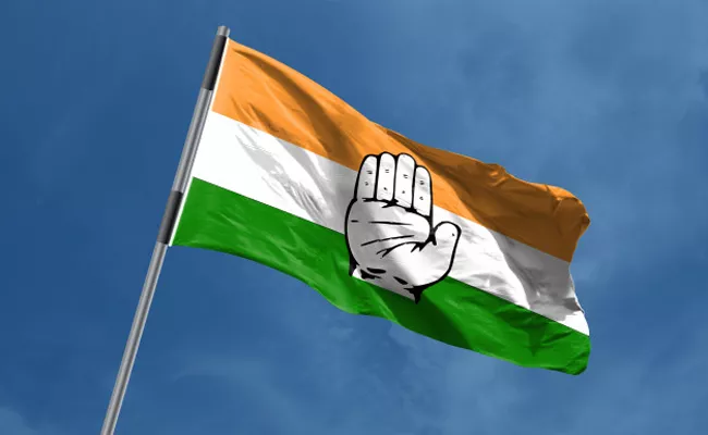 Big shock to Telangana Congress,Two MPs likely to join BJP - Sakshi