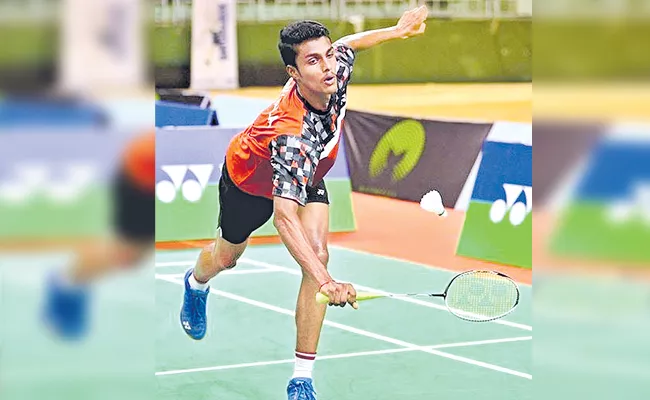 Samia and Vishnu Vardhan To Junior Badminton Tourney - Sakshi