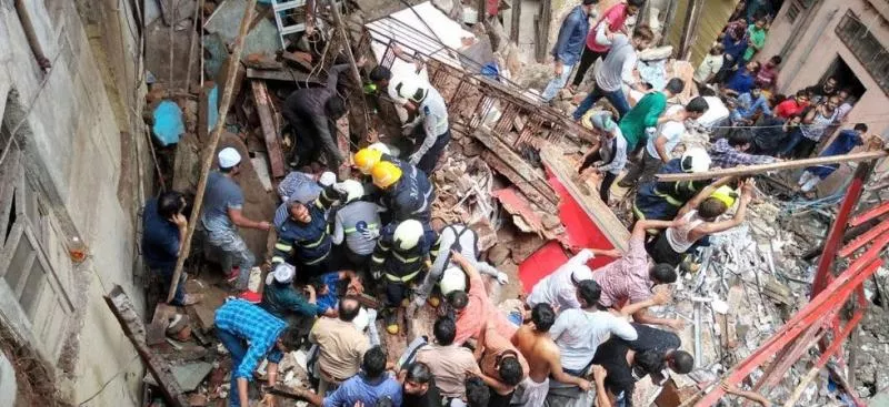 Four-storey building collapses in Mumbai's Dongri many feared trapped - Sakshi