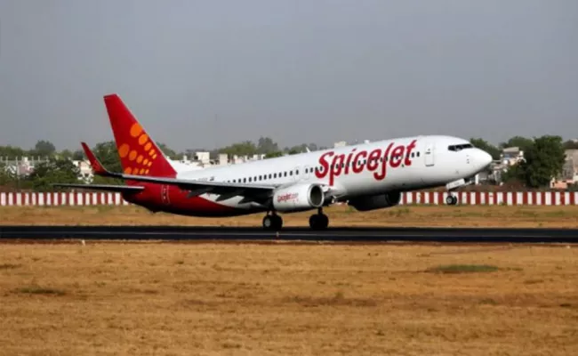 Passenger Falls Sick In Chennai Kolkata Flight But Later Dies In Bhubaneswar - Sakshi