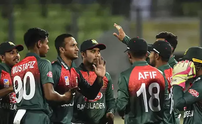Bangladesh Cricketers Call Off Strike After BCB Assurance - Sakshi