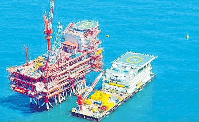 Reliance Industries Cuts Base Price For New Gas By 7Percent From KG D6 Block  - Sakshi