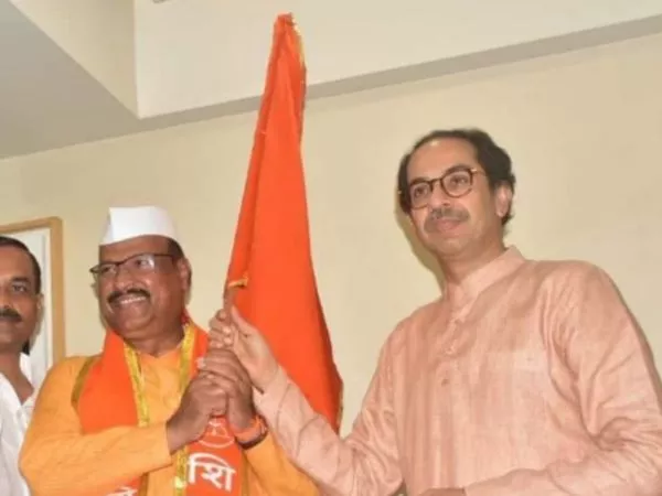 Will hurt those out to split Our Party, Shiv Sena MLA Warns - Sakshi