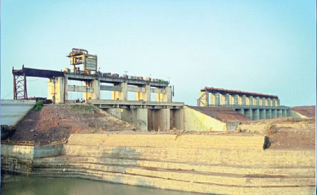 Jalayagnam Irrigation Projects In Kurnool District - Sakshi