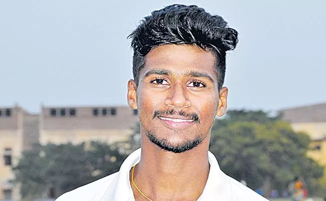 Andhra Ranji Cricketer Shashi Kant Takes 5 Wickets For The Third Time - Sakshi