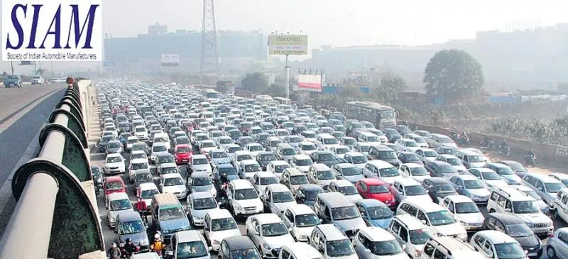 Domestic passenger vehicle sales down 6.2persant in January - Sakshi