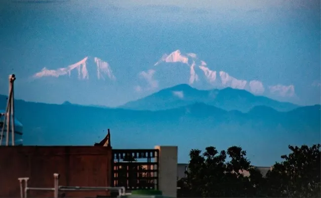 Photos Of Himalaya Mountains Visible From Saharanpur Went Viral - Sakshi