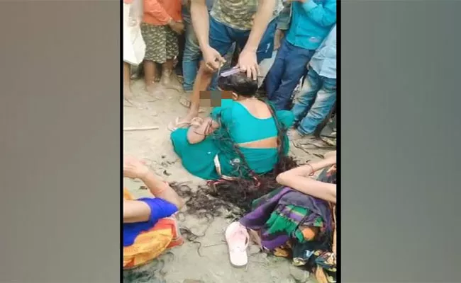 Three Women Thrashed And Tonsured In Muzaffarpur In Bihar - Sakshi