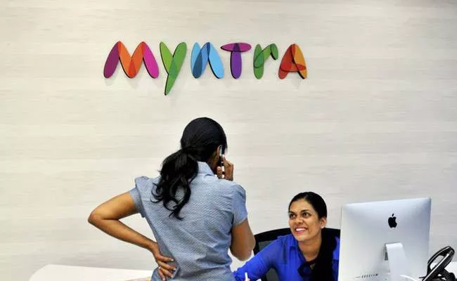 Myntra hires 5000 employees for End of Reason Sale - Sakshi
