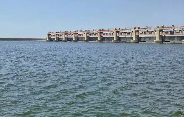 Andhra Pradesh Upset With Telangana Arguments On Godavari Water - Sakshi