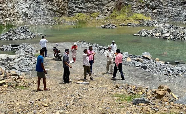 Illegal Mining In Visakhapatnam District - Sakshi