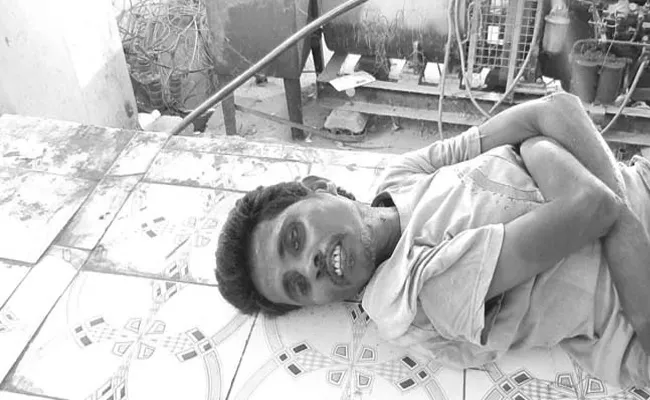 Hunger Death in Nizamabad Government Hospital - Sakshi