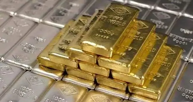 Gold, Silver prices in consolidation mode - Sakshi