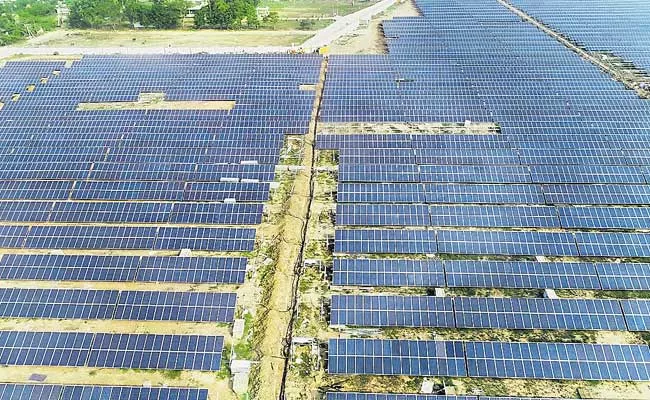 1500 Acres Solar Plant At Godavarikhani - Sakshi