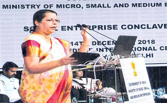 Tailor Daughter Kanchan Turns 6500 Maharashtra Women Into Entrepreneurs - Sakshi