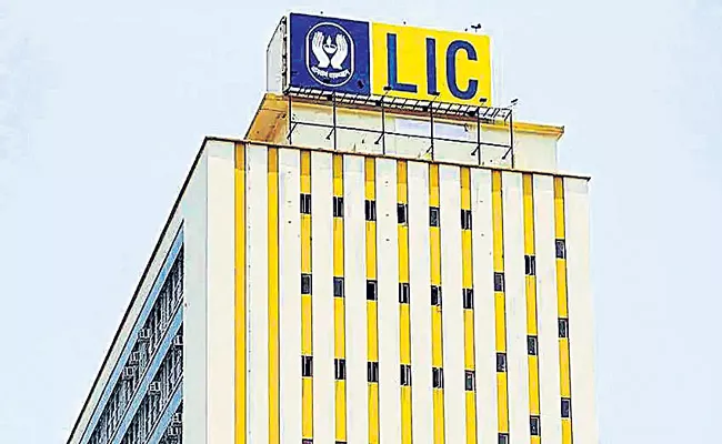 LIC allows revival of lapsed policys - Sakshi
