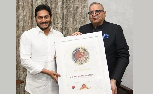 YS Jagan Mohan Reddy Conferred With SKOCH CM of The Year - Sakshi