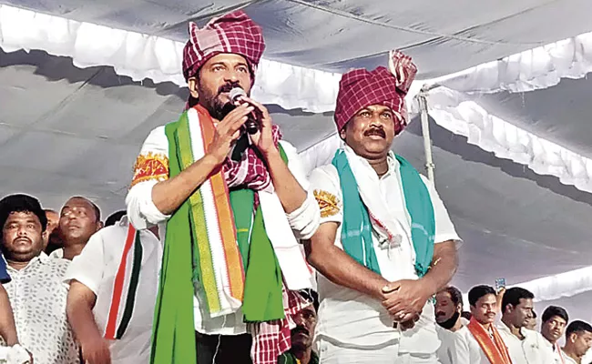 Revanth Reddy Padayatra Support Farmers Achampet To Hyderabad - Sakshi