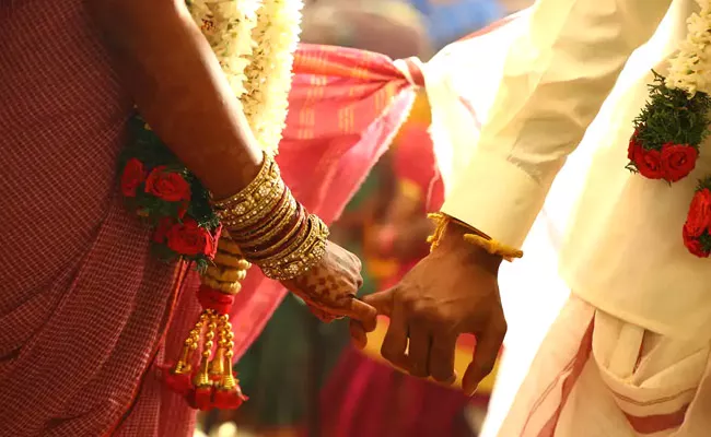 Jalandhar: Tuition Teacher Marries 13 Year Old Student - Sakshi