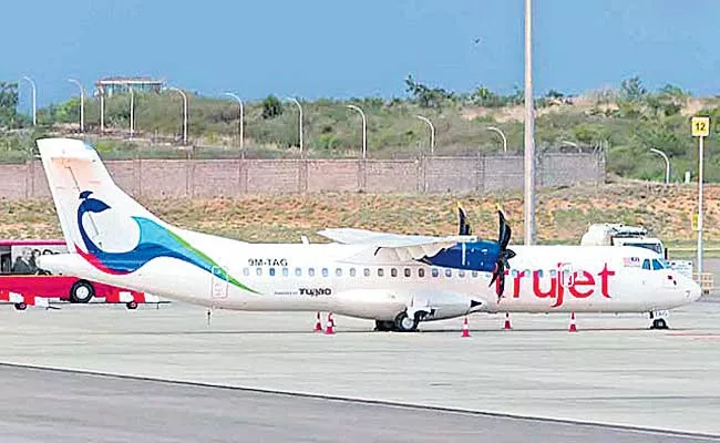 US-based picks up 49 percent stake in TruJet airline - Sakshi