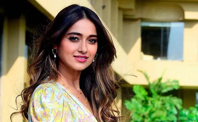 Ileana Said She Wants To Act In full Action Movies - Sakshi