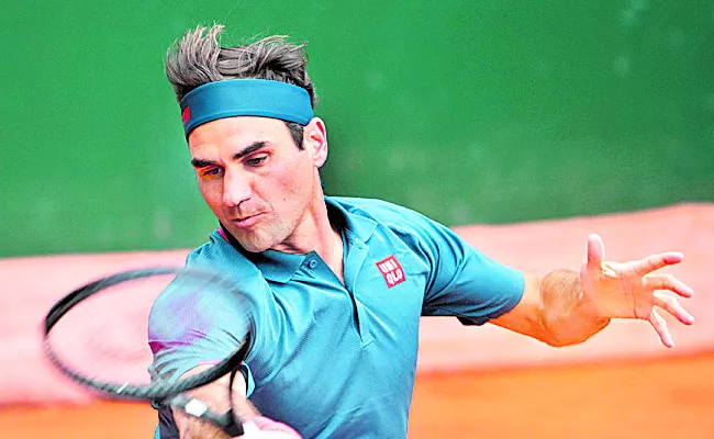 Roger Federer Lost Game To Pavlov Andujar In Geneva Open - Sakshi