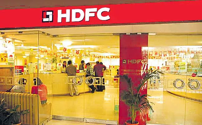 HDFC Q4 net profit surges 42 per cent - Sakshi