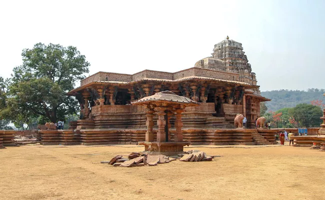 UNESCO Will Holding Meeting On July 16 Over World Heritage Site Recognition. Ramappa Temple On List - Sakshi