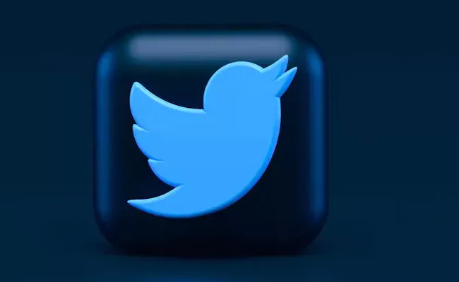 Twitter Said That Some inauthentic Accounts Verified By Mistakenly - Sakshi