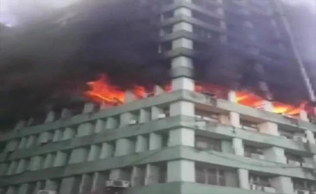 Blaze Engulfed The CBI Building At CGO Complex In New Delhi - Sakshi