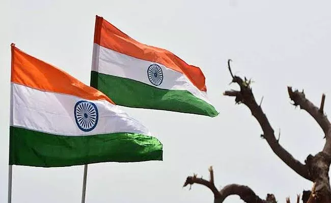 75 Years Of Independence Respect National Flag Trend Viral - Sakshi