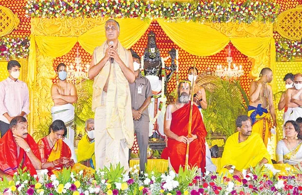 Development Of temples Is Credited To KCR Said Tanneeru Harish Rao - Sakshi