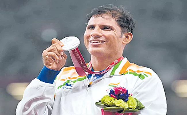 Tokyo Paralympics: Discus thrower Devendra Jhajharia clinched silver - Sakshi