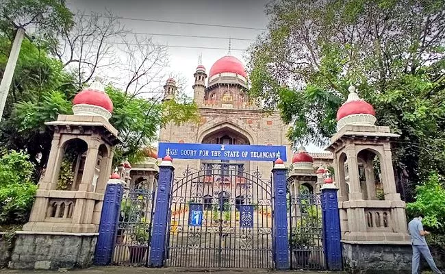 Telangana High Court Sanctions On Ganesh Festival And Immersion - Sakshi