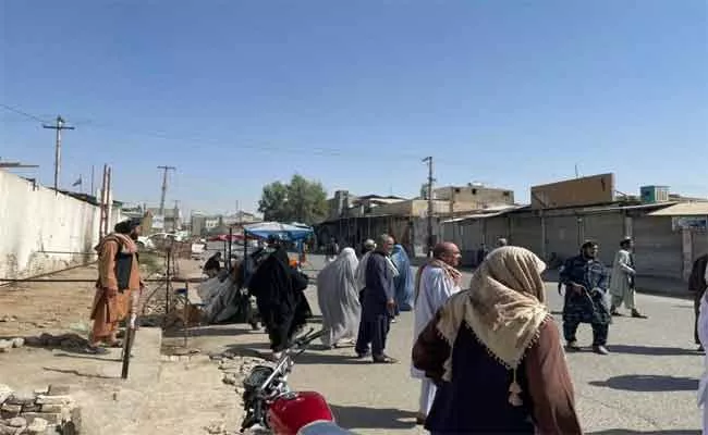 Bomb Blast Hits Shiite Mosque In Afghanistan Kandahar, 7 Deceased - Sakshi